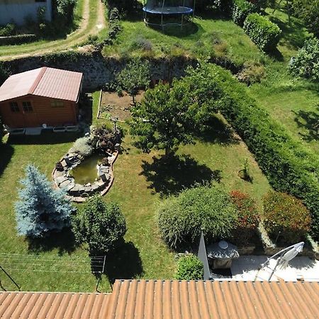 Chez Serge Et Annie Polignac  Exteriör bild